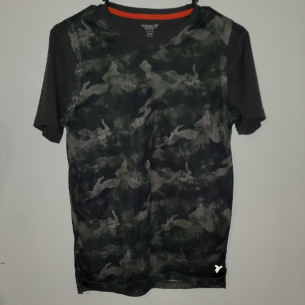 Old Navy Green and Black Short Sleeve Tee